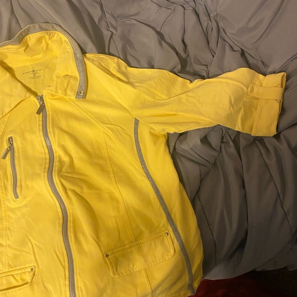 Karen Scott Athletic Coat - Picture 4 of 6